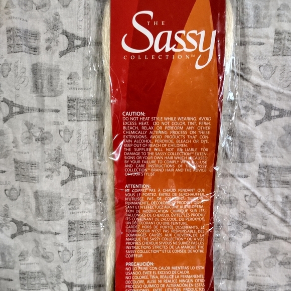 The Sassy Collection - 100% Kanekalon Jumbo Braid - 613 Blonde - 24" Extension - Picture 4 of 4